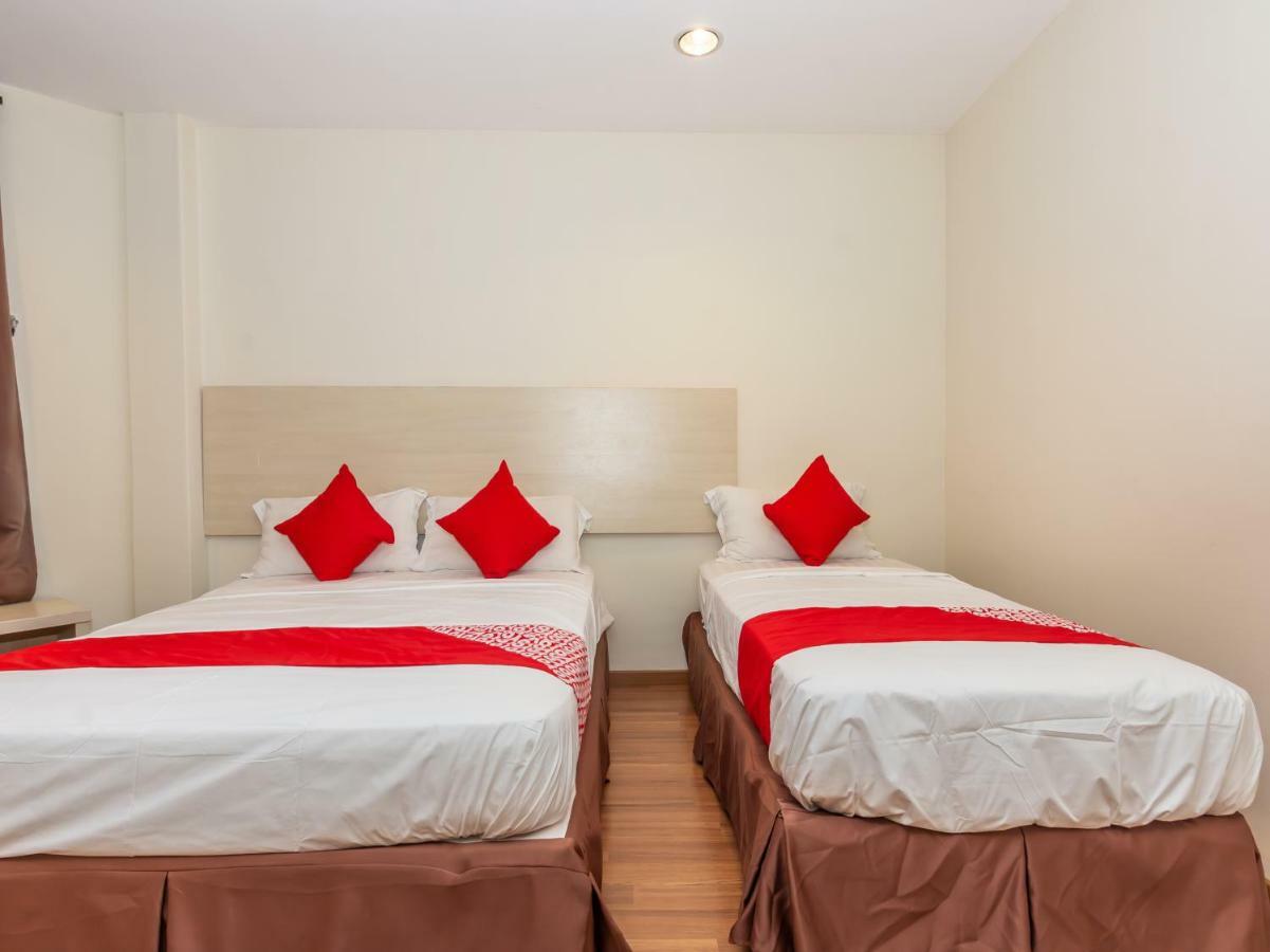 Oyo 1158 906 Airport Hotel Malacca Екстериор снимка
